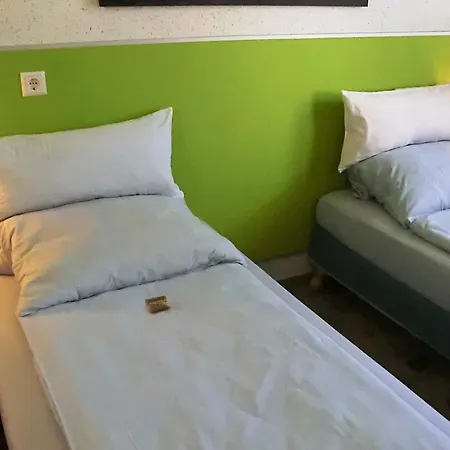 Hotel-Durmersheim Szálloda 3*