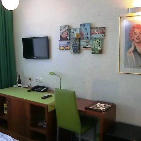 杜尔梅尔斯海姆酒店 酒店 3*