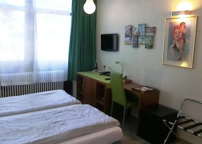 Hotel Hotel-Durmersheim 3*