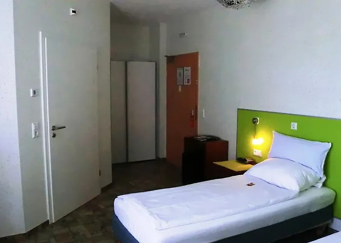 Hotel Hotel-Durmersheim 3*